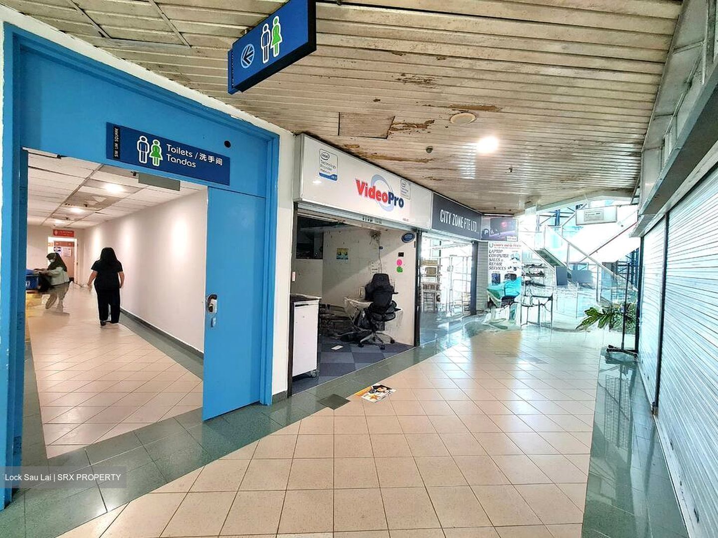 Sim Lim Square (D7), Shop House #502828121